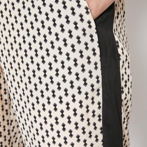 Ro & De Printed Casual Cuffed Hem Pants sZ medium - Picture 4 of 9